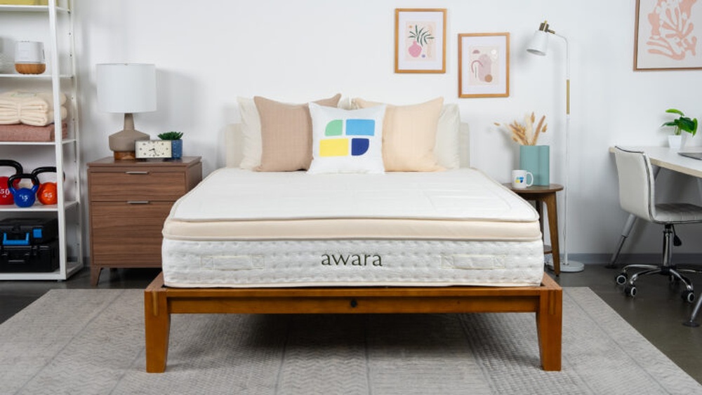 Awara Vs Plushbeds