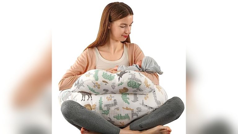 Best Nursing Pillow for Plus Size Mom