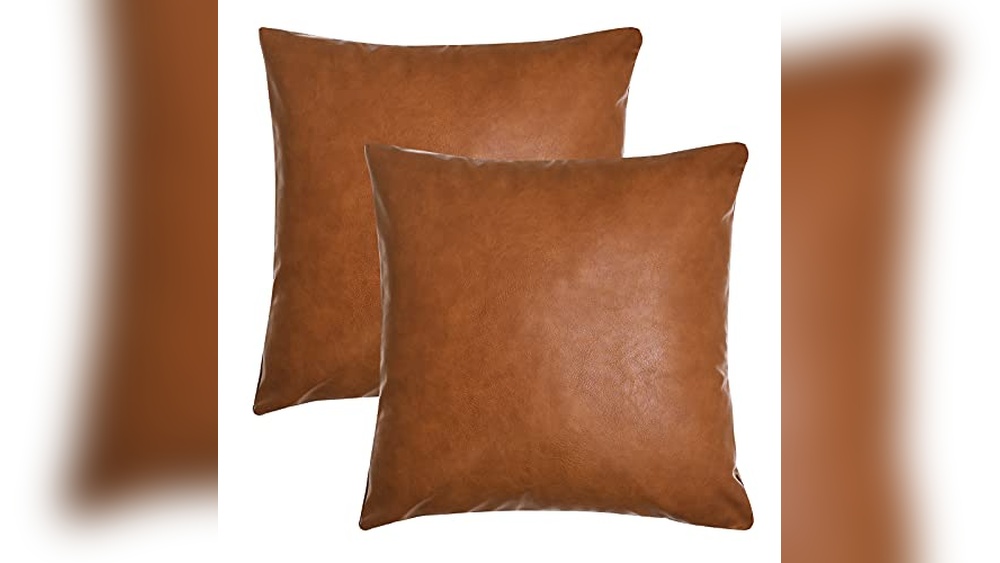 Best Pillows for Leather Sofa